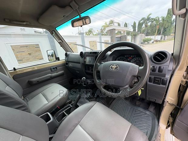 Toyota Land Cruiser 79 Series 2015 Beige