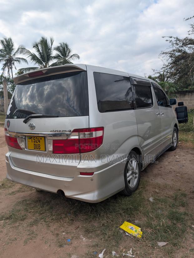 Toyota Alphard 2007 Gray