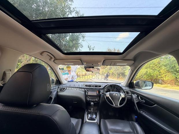 Nissan X-Trail 2.0 Petrol AWD 2014 White