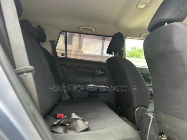 Toyota Corolla Rumion 2008 Silver