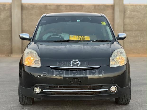 Mazda Verisa 2011 Maroon