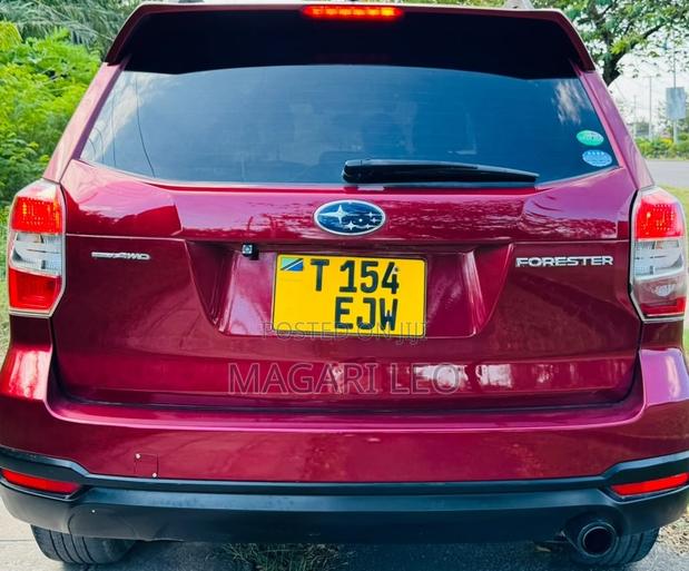 Subaru Forester 2.0XT Premium 4dr SUV AWD (2.0L 4cyl Turbo CVT) 2014