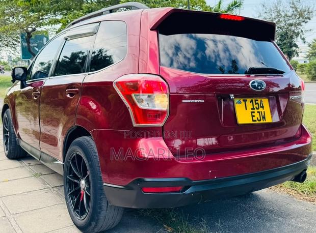 Subaru Forester 2.0XT Premium 4dr SUV AWD (2.0L 4cyl Turbo CVT) 2014
