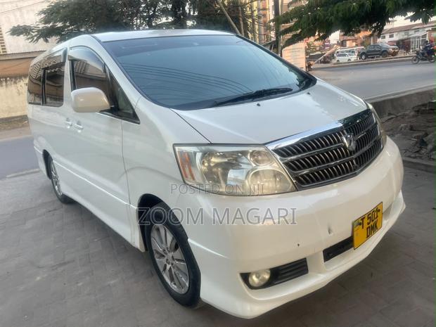 Toyota Alphard 2004 White