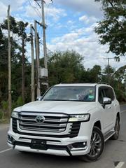 Toyota Land Cruiser 2024 White for sale