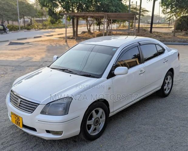 Toyota Premio 2006 White