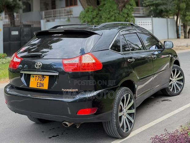 Toyota Harrier 2.4 2005 Black