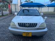 Toyota Harrier 2005 White for sale