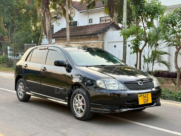 Toyota Corolla RunX 2005 Black