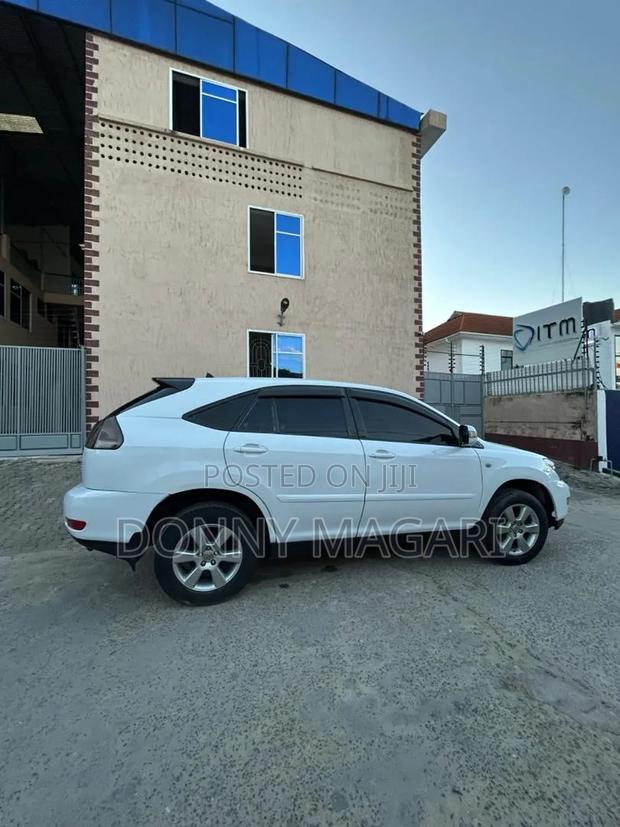 Toyota Harrier 2007 White