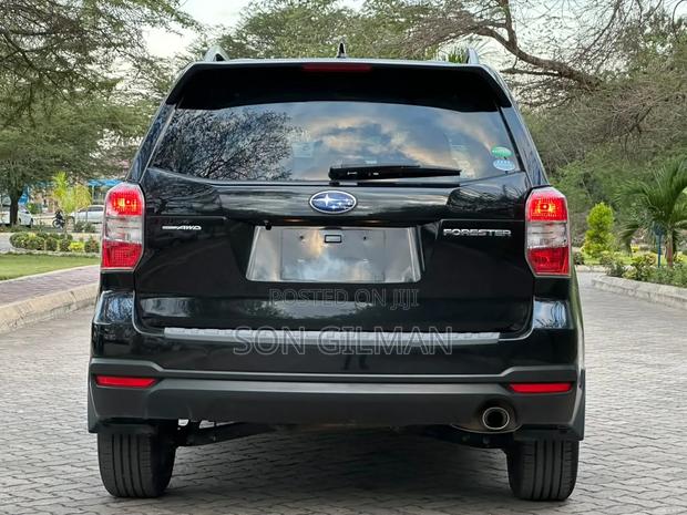 Subaru Forester 2015 Black
