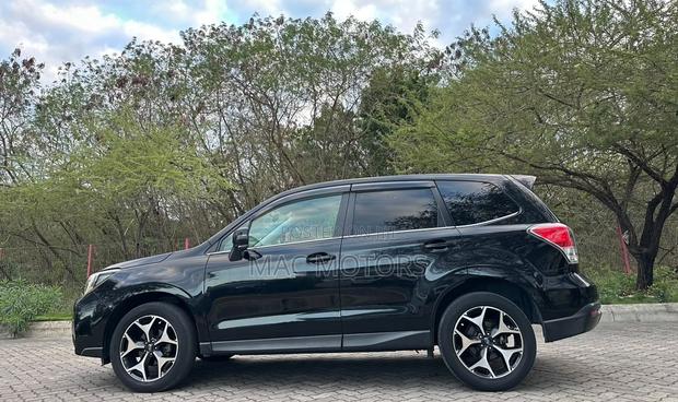 Subaru Forester 2016 Black