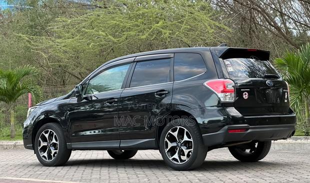 Subaru Forester 2016 Black