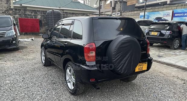 Toyota RAV4 2.0 2005 Black