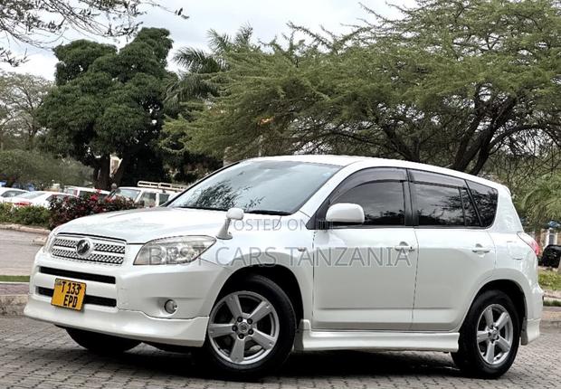 Toyota RAV4 2007 Pearl