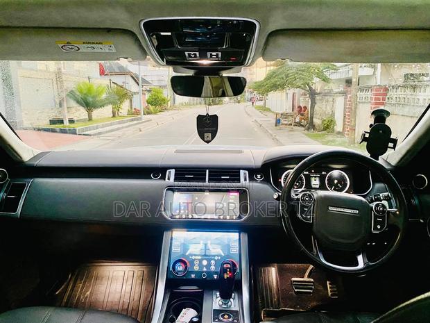 Land Rover Range Rover Sport 2016 White