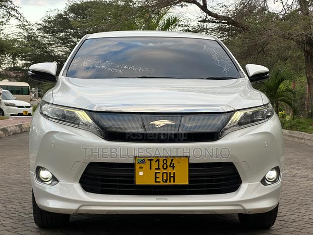 Toyota Harrier 2016 White