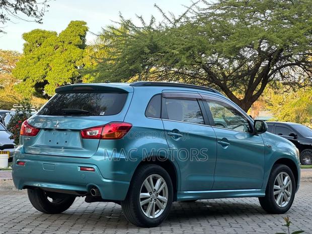Mitsubishi RVR 2010 Blue