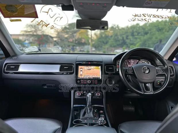 Volkswagen Touareg 2015 Black