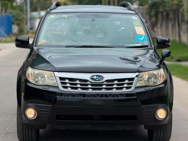 Subaru Forester 2010 Black