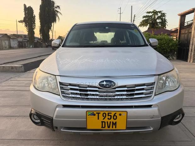 Subaru Forester 2009 Silver
