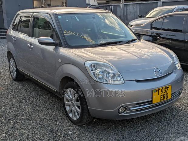 Mazda Verisa 2007 Gray