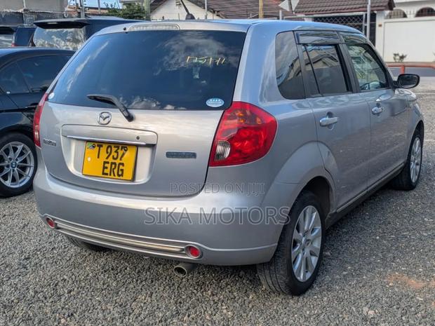 Mazda Verisa 2007 Gray