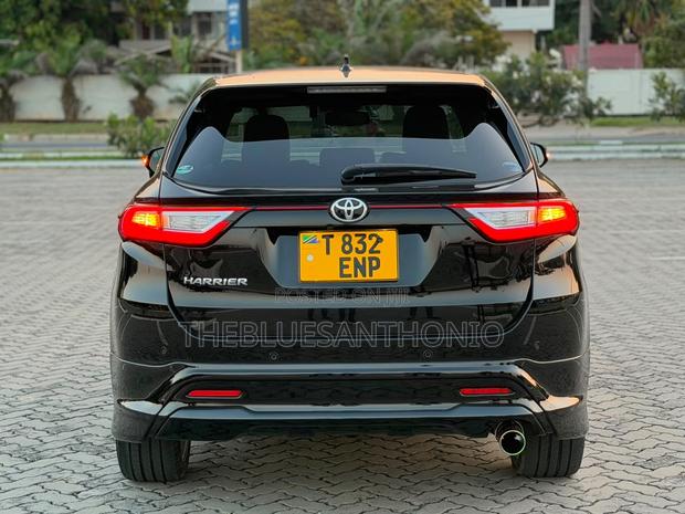 Toyota Harrier 2018 Black