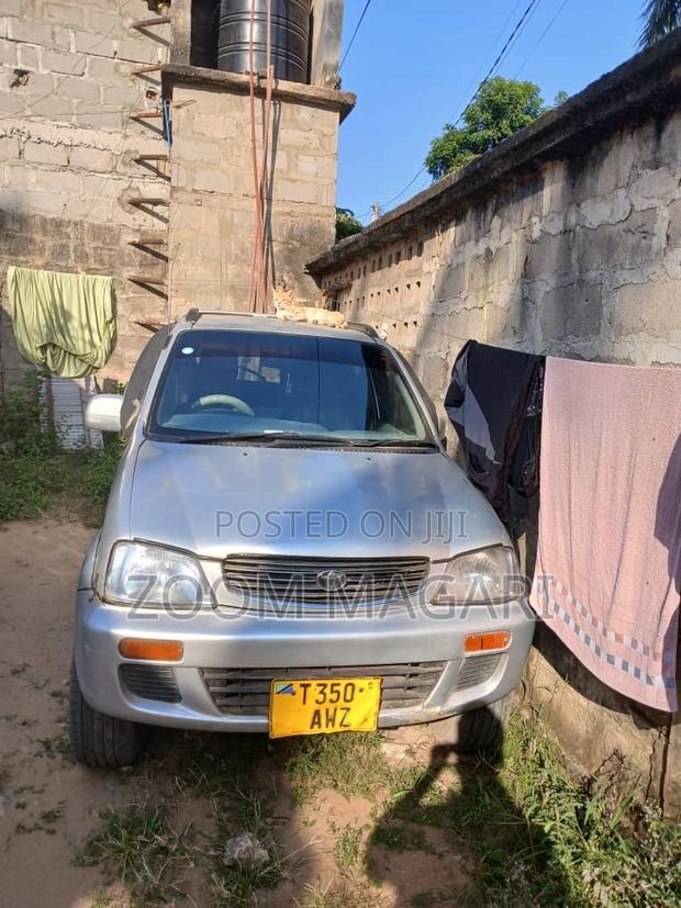 Toyota Cami 2004 Beige