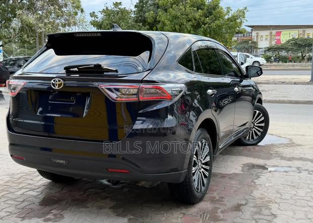 Toyota Harrier 2016 Maroon