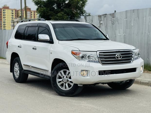 Toyota Land Cruiser 4.5 V8 VXR 2011 White