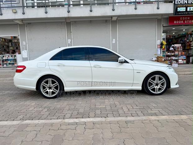 Mercedes-Benz E250 2013 White