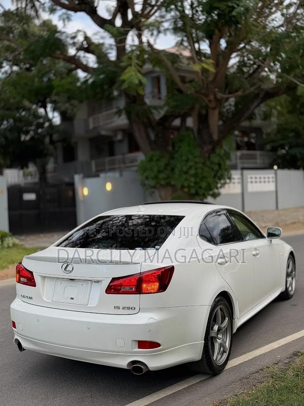 Lexus IS 2009 White