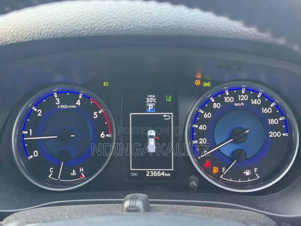 Toyota Hilux 2018 Black
