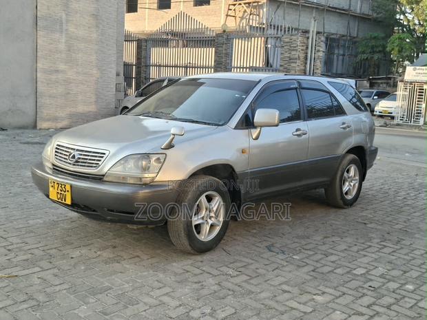 Toyota Harrier 2001 Gray
