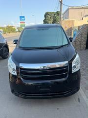 Toyota Noah 2011 Black for sale