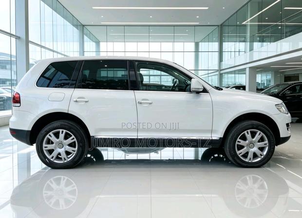 Volkswagen Touareg 2009 White