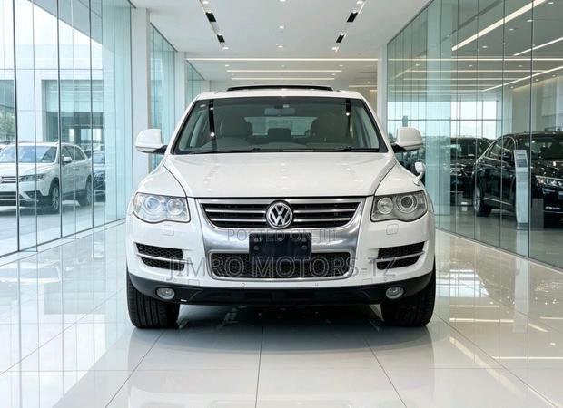 Volkswagen Touareg 2009 White