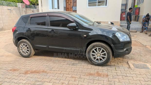 Nissan Dualis 2004 Black
