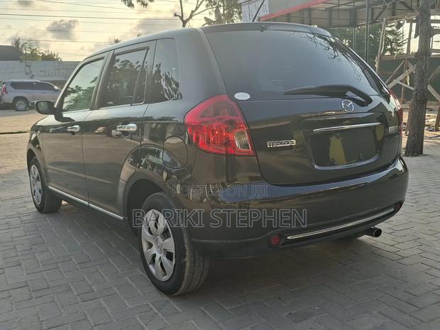 Mazda Verisa 2009 Black