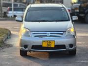Toyota Raum 2004 Silver for sale