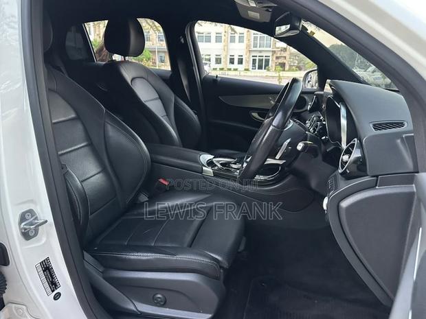 Mercedes-Benz GLC-Class 2017 White