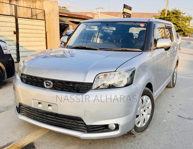 Toyota Corolla Rumion Hatchback 1.5 FWD 2010 Silver