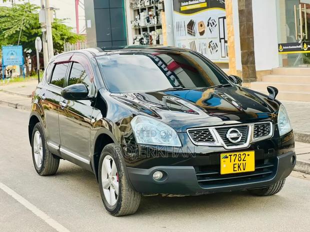 Nissan Dualis 2012 Black