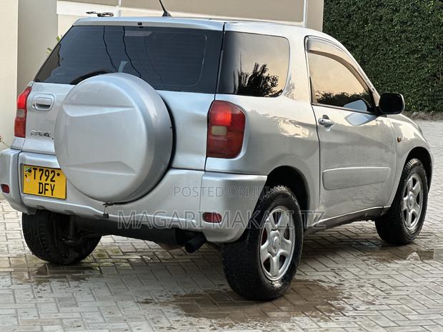 Toyota RAV4 1.8 2004 Silver