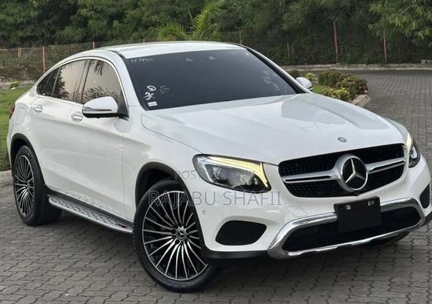 Mercedes-Benz GLC-Class 2017 White