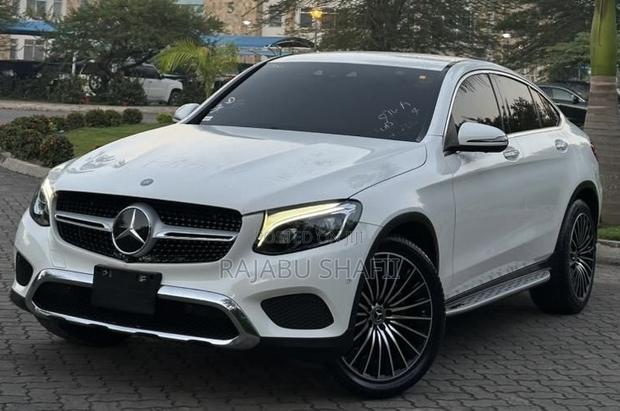 Mercedes-Benz GLC-Class 2017 White
