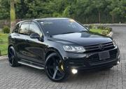 Volkswagen Touareg 2012 Black for sale