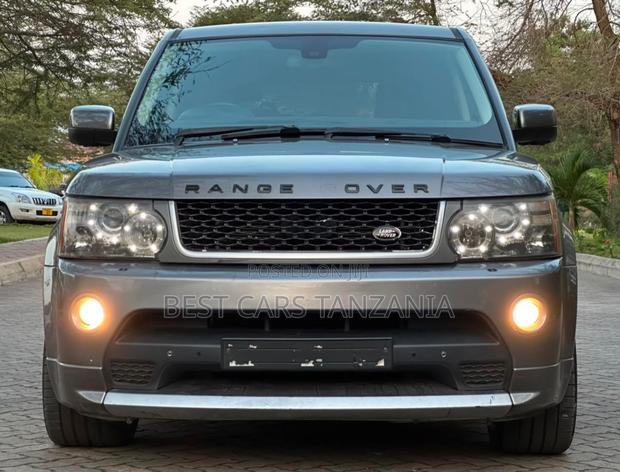 Land Rover Range Rover Sport 2010 Gray