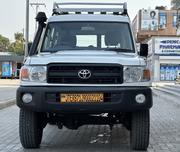 Toyota Land Cruiser 2014 White for sale
